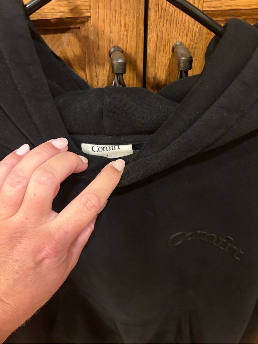 Comfit Black Men’s Hoodie - Subtle Logo Pullover